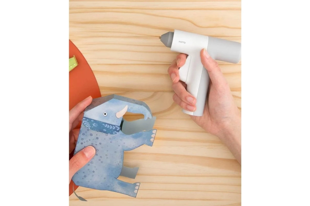 Клеевой аккумуляторный пистолет HOTO Lithium 5В QWRJQ001