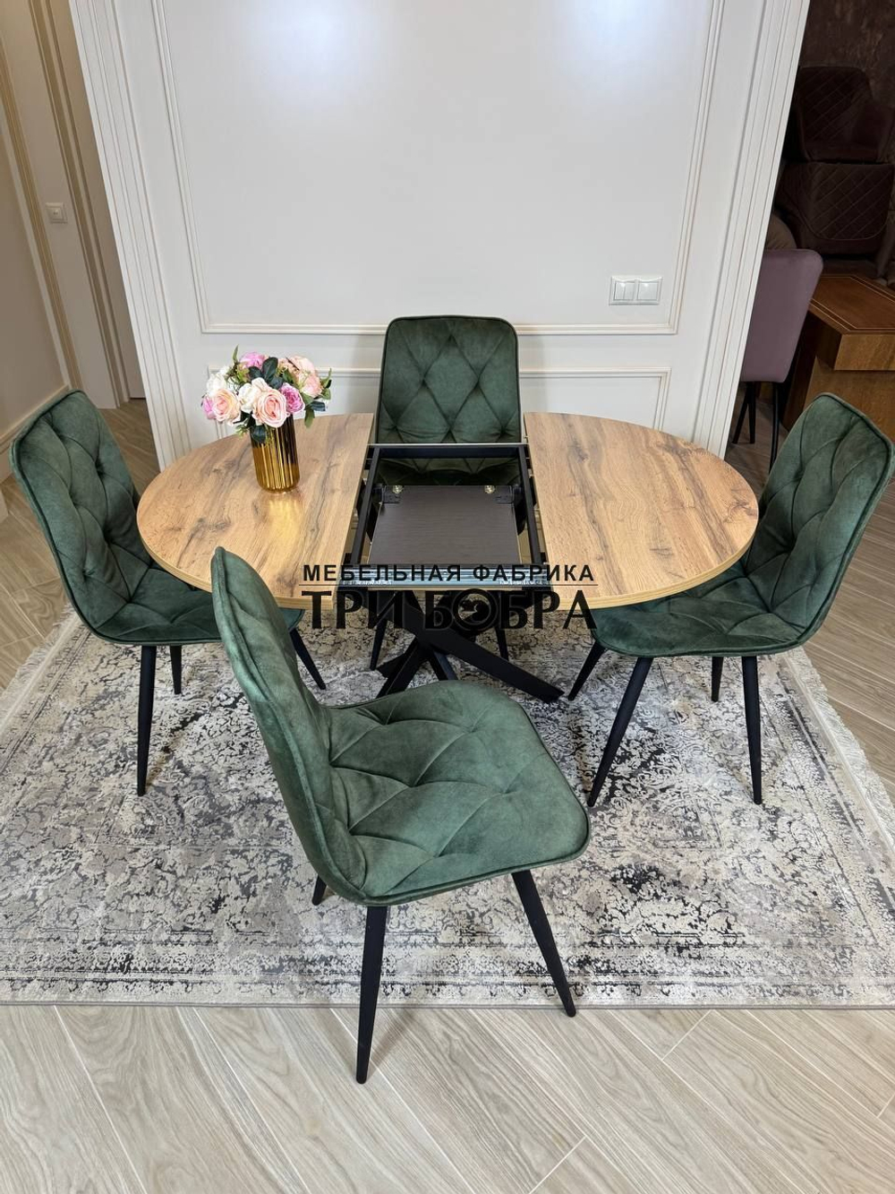 Круглый раздвижной стол "Лофт", дуб вотан и стулья "Ральф" оливковый