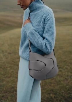 POLENE СУМКА NODDE HOBO, КАМЕННЫЙ