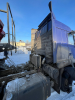 МАЗ 6430 6x4 Седельный тягач 643028-570-020 (Дизельный, 11,6 л, 423 л.с., МТ)