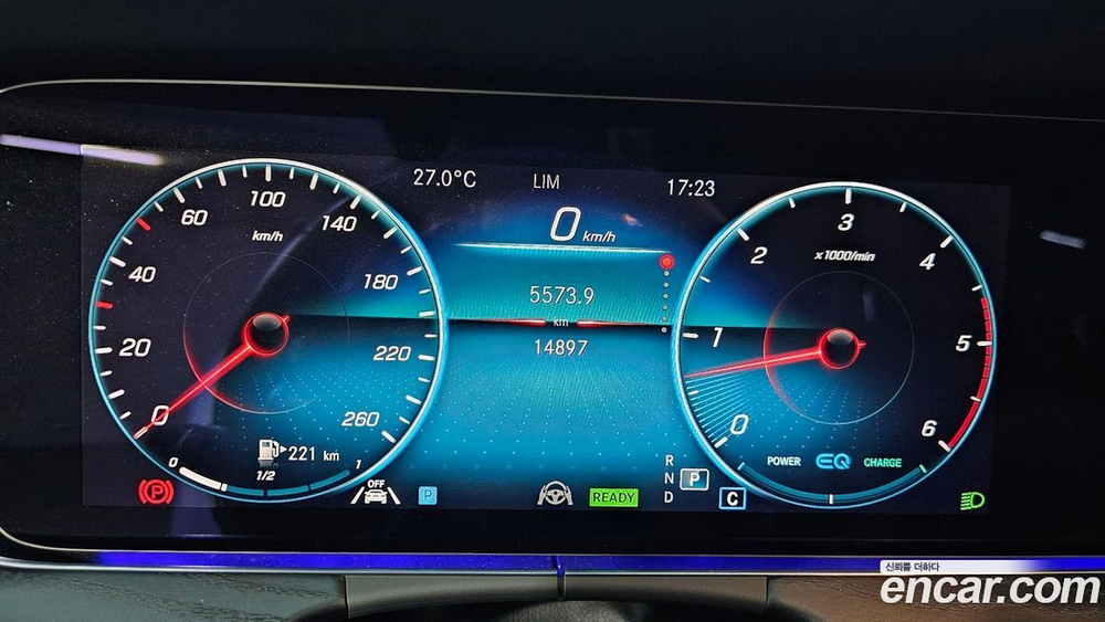 Mercedes-Benz E-Class W213 E300d 4MATIC Coupe (09.2022)