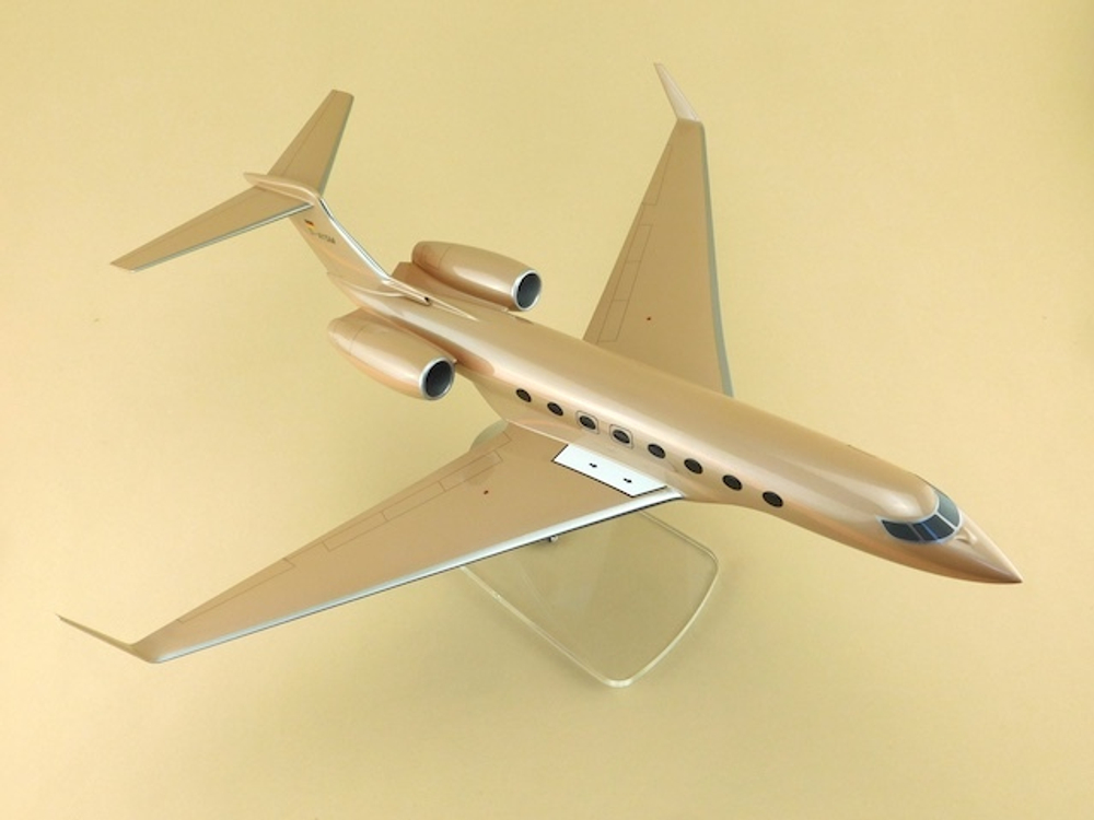 Модель самолета Gulfstream 650 (М1:76)