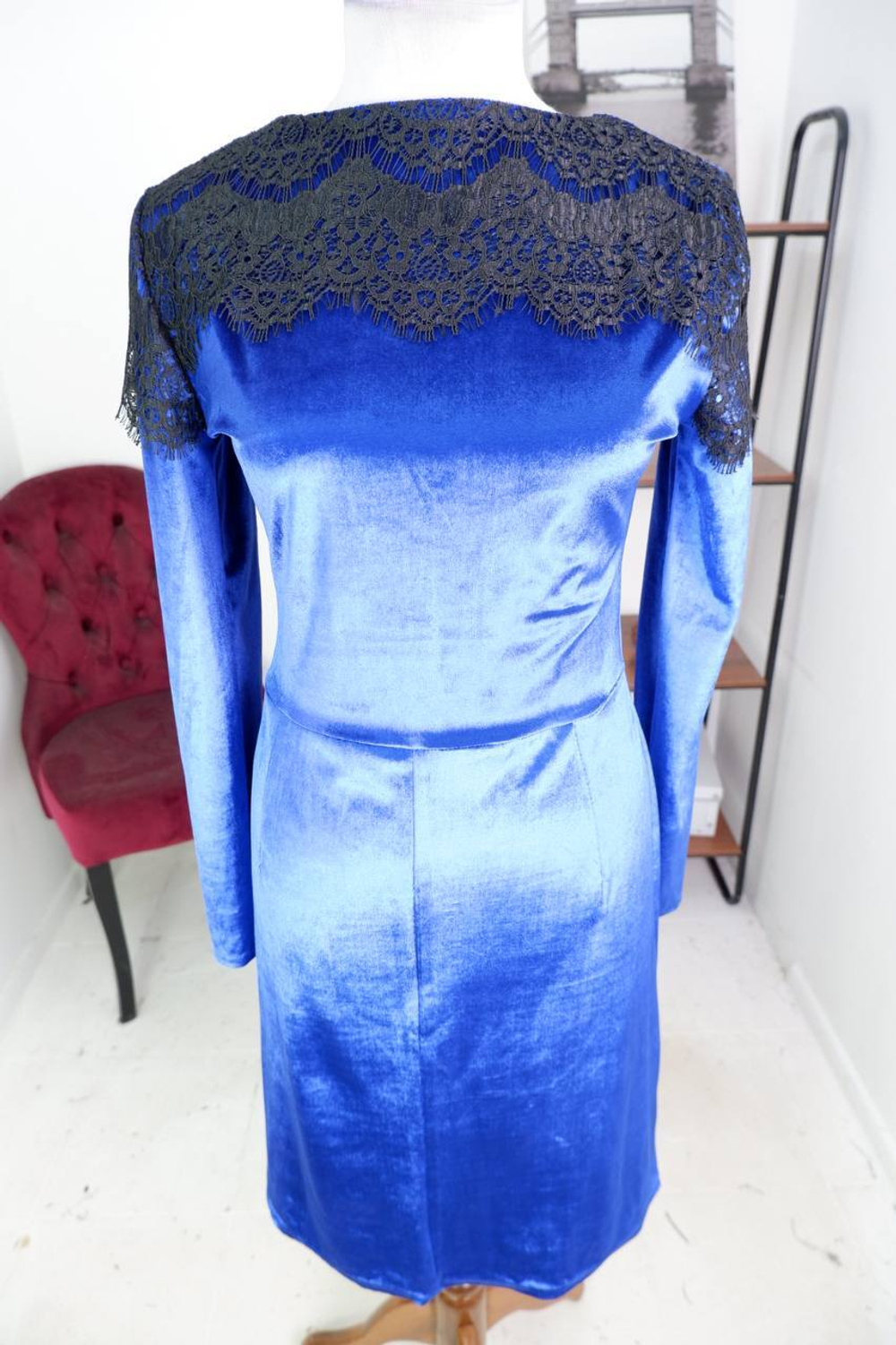 Платье бархатистое, визуально на 48 размер