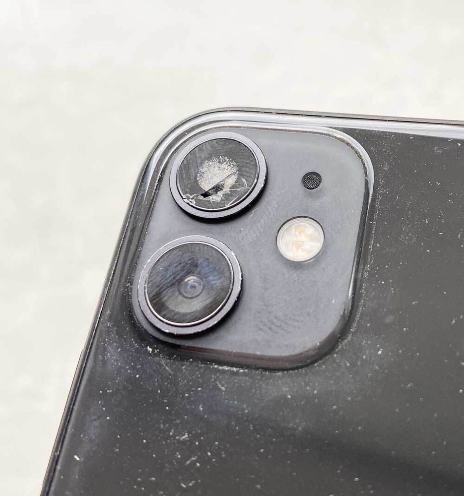 Замена стекла камеры iPhone 11