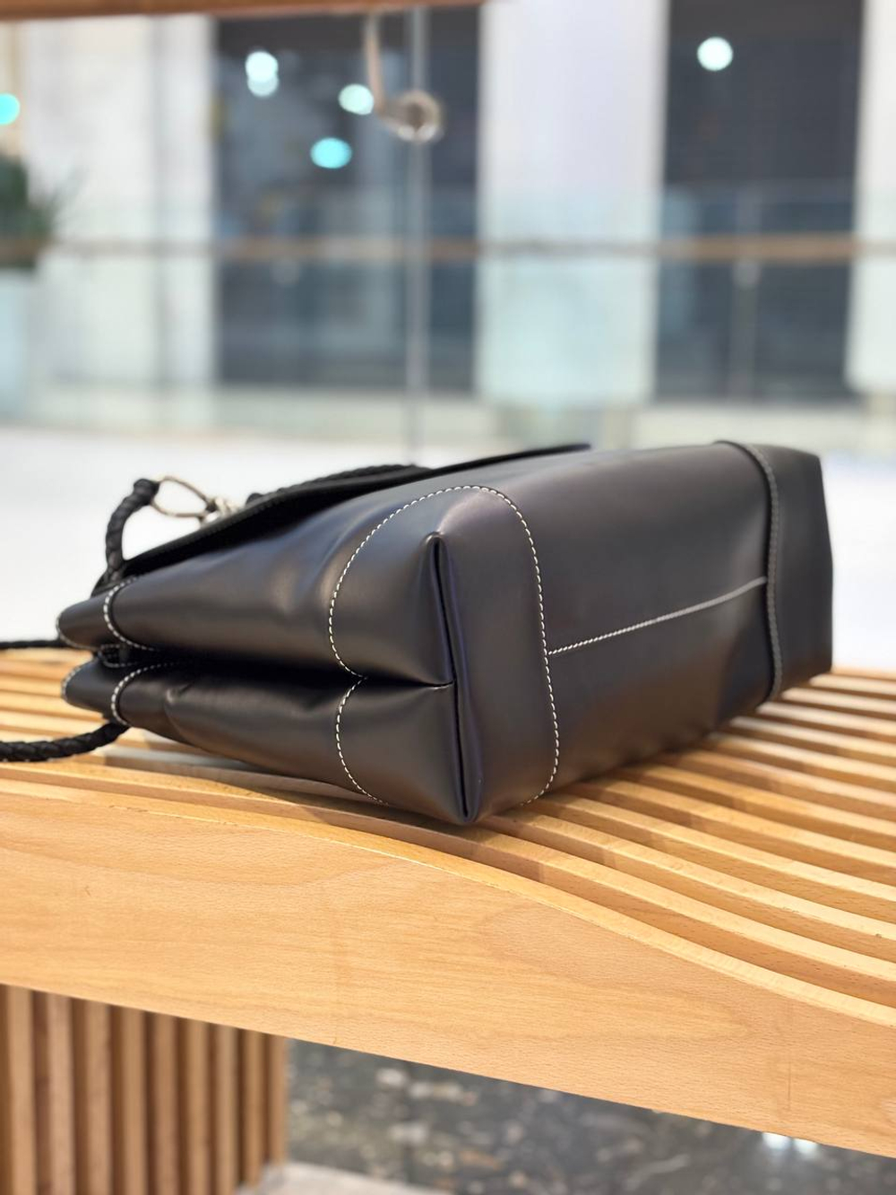 Сумка-мессенджер Bottega Veneta