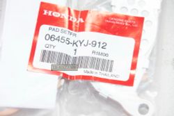 06455-KYJ-911 (06455-KYJ-912). PAD SET, FR. Brake pads front. Honda CBR250R/RA
