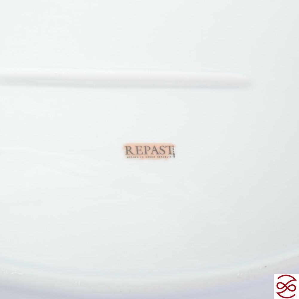 Блюдо овальное Repast Мадонна перламутр Мария-тереза 38 см