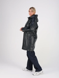 Кожаная куртка демисезонная с капюшоном длинная