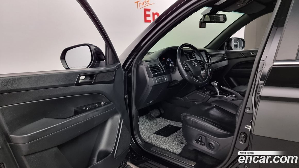 KG Mobility (Ssangyong) Rexton Sports KHAN Дизель 2.2 4WD (10.2019)