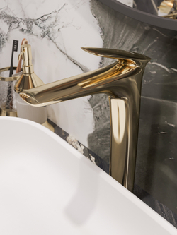 Смеситель для раковины STWORKI Молде S23020GG глянцевое золото