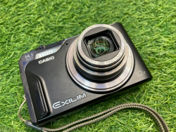 Casio Exilim EX-H15