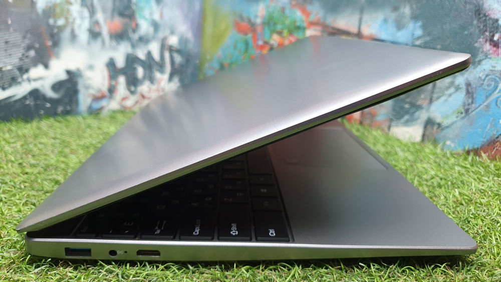 Ноутбук Noname Celeron/16Gb/FHD/Windows 11