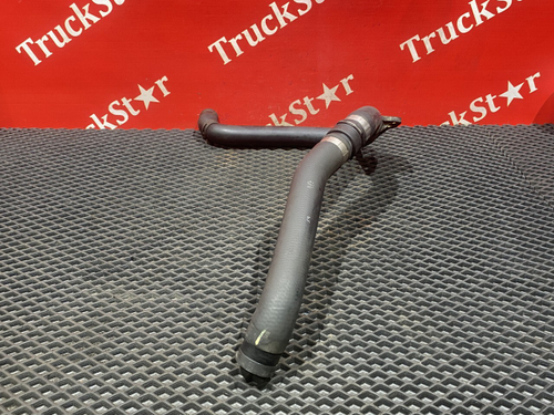 Патрубок системы охлаждения