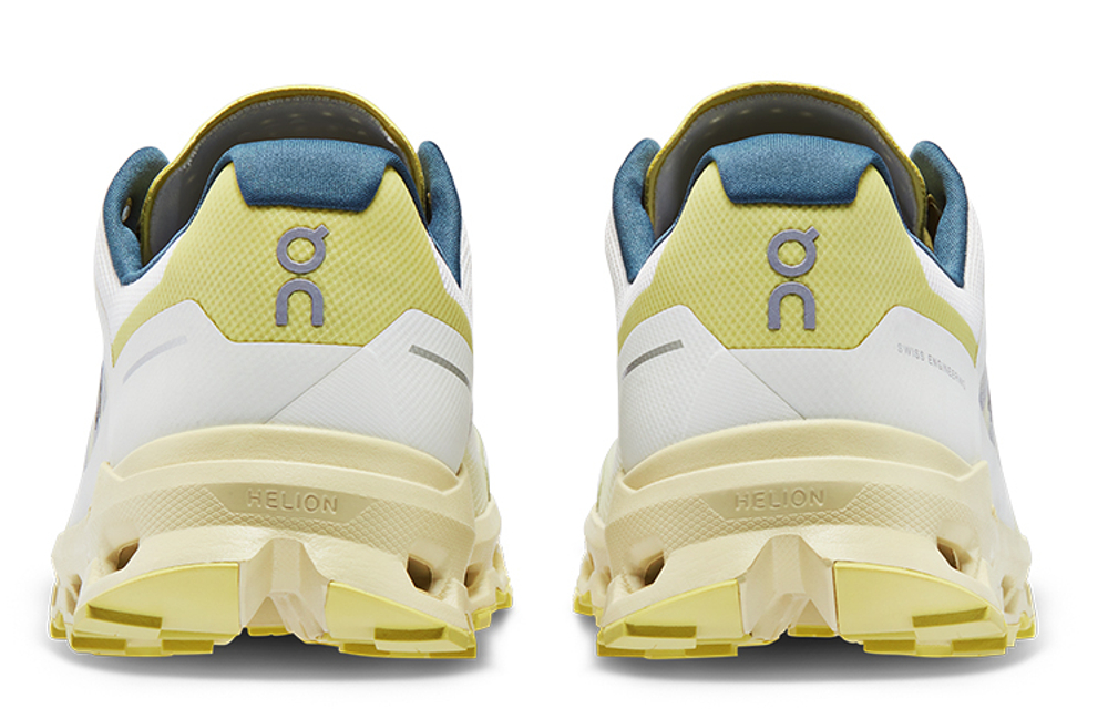 On Cloudvista Ivory Endive