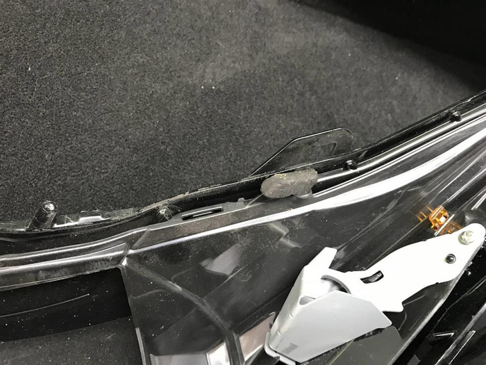 Стекло фары правое Lexus NX 1 (2017-2021)