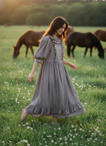 Платье с воланами