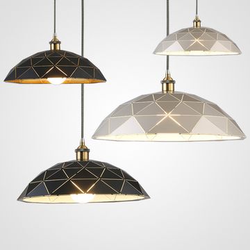 Потолочный светильник с металлическим абажуром с геометрическим узором HOOD