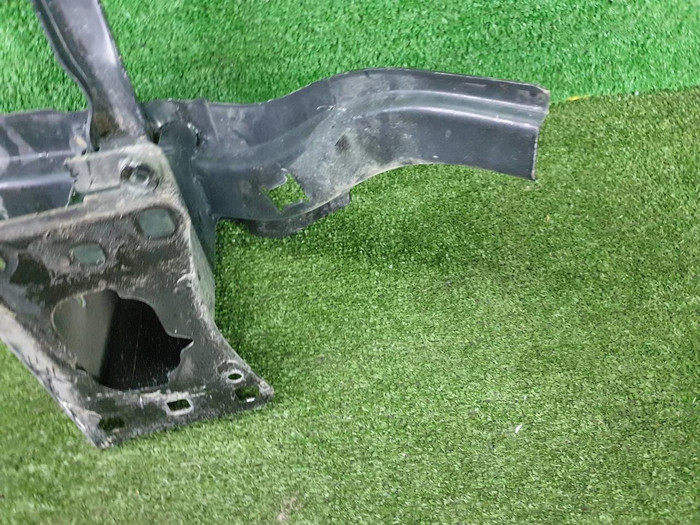 Усилитель передний VW Tiguan 2 (2016-н.в.)