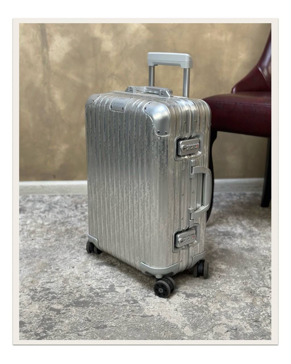 Чемодан Rimowa&Dior
