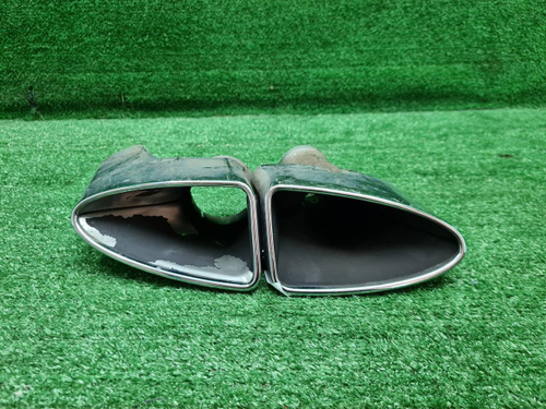 Насадка глушителя правая Bentley Bentayga (20-нв)