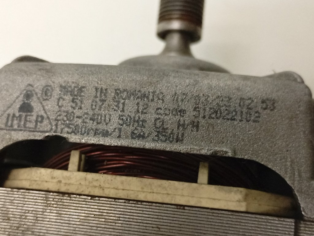 FL105S кт50 Двигатель стиральной машины Ardo 512022102 б/у