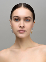 Серьги "Elongate Shine" Bicolor на швензе амур