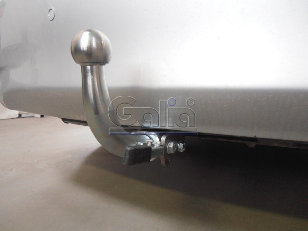 Фаркоп оцинкованный Galia T060A для Toyota Corolla седан 2007-2013(паспорт и сертификат в комплекте)(без электрики)