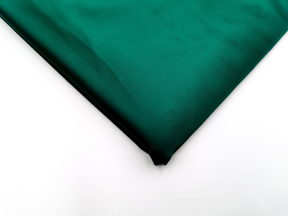 Атлас-стрейч, эластичный, бельевой, изумруд