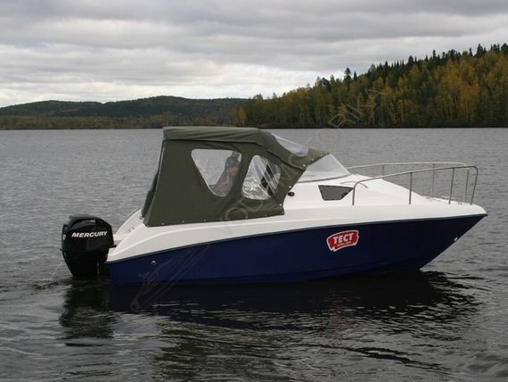 Каютный стеклопластиковый катер Легант-515К