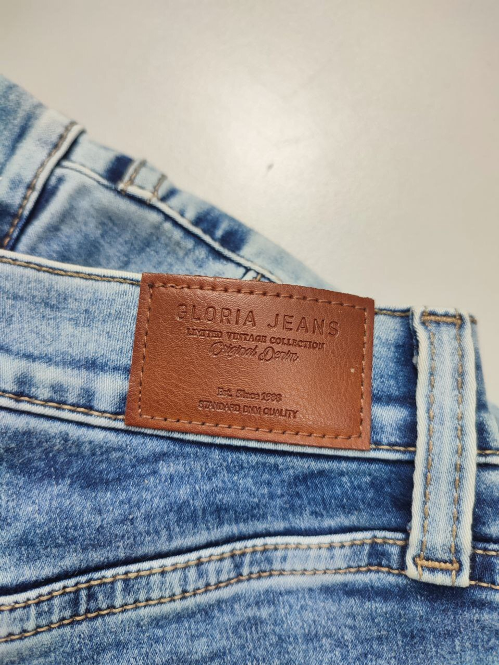 Джинсы Gloria Jeans зауженные 40 размер