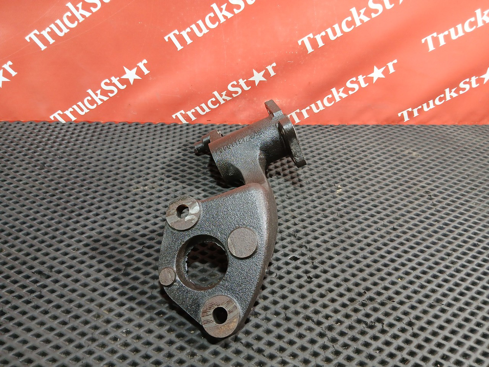 Кронштейн тормозного вала левый