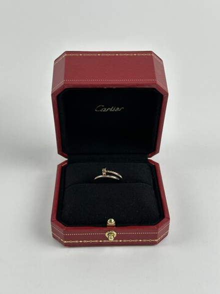 Кольцо Cartier Juste un Clou