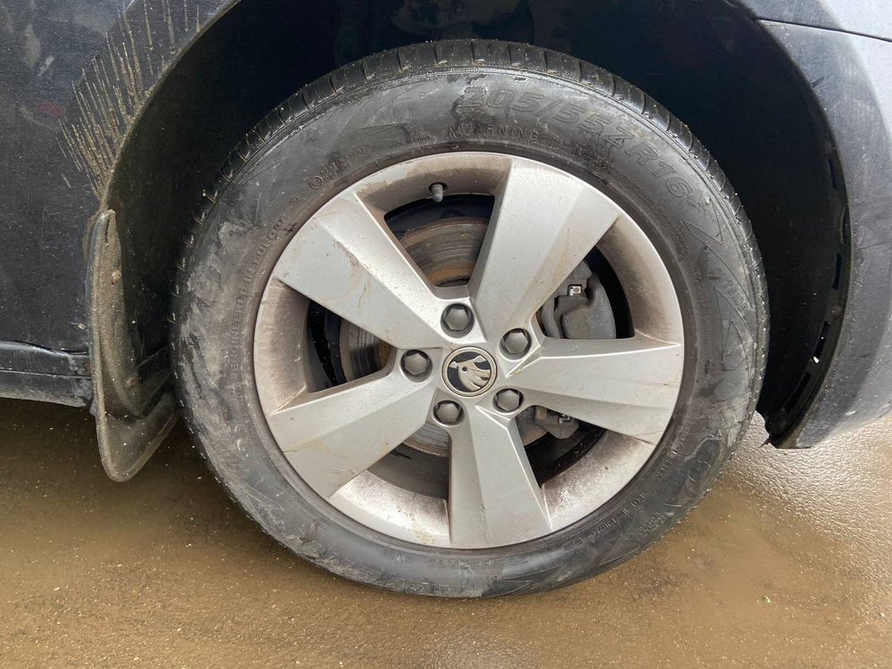 Skoda OCTAVIA Ambition 1.4TSI DSG-7
