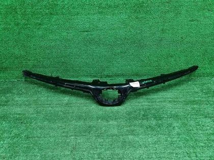 Решетка радиатора Toyota Corolla 12 E210 (2018-нв)