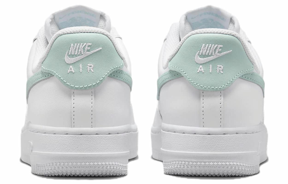 Кроссовки Nike Air Force 1 (Женская размерная сетка)