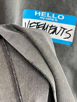 Футболка Vetements