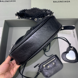 Balenciaga Le Cagole 26 cm