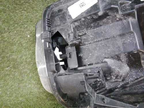 Битая Фара правая Renault Duster 2 (2020-н.в.) галоген