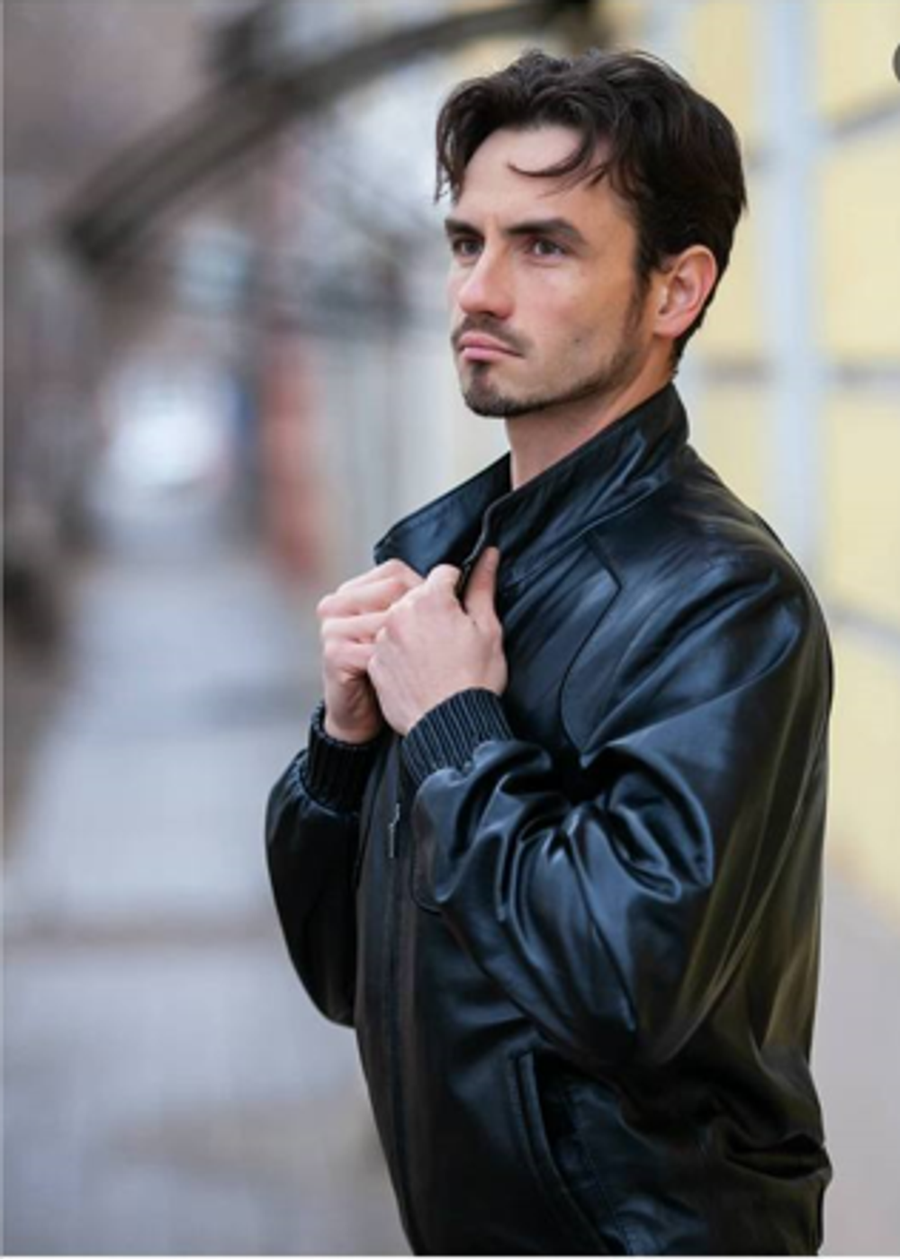 кожаная куртка