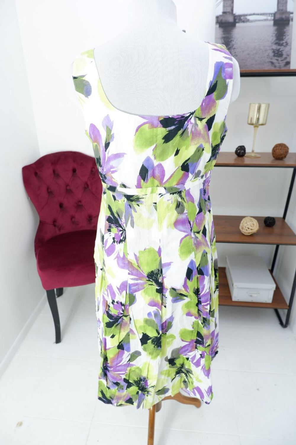 Платье Sixth Sense красивое 46 размер