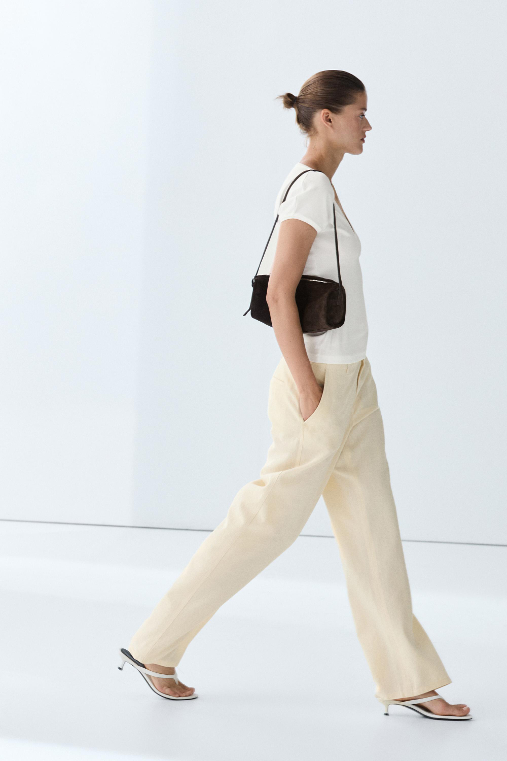 Massimo Dutti Футболка с V-образным вырезом, белый