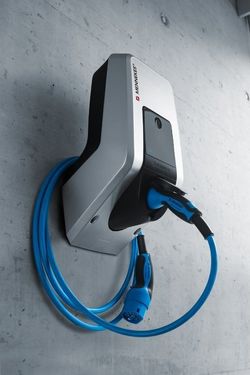 Зарядная станция Mennekes AMTRON® Professional+ 22 (A P+ 22)