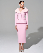 Приталенный жакет "Принцесса Монако" из итальянского крепа с меховой отделкой