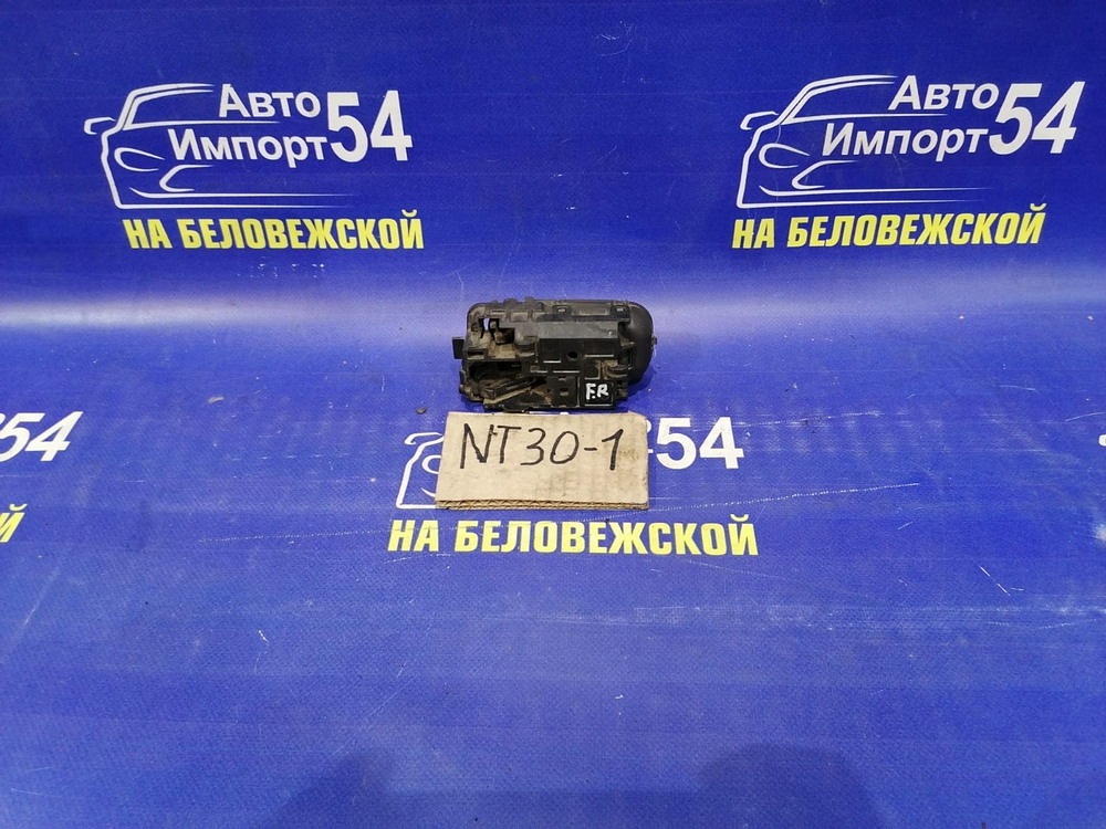 Ручка двери передней правой салонная NISSAN X-TRAIL 2003