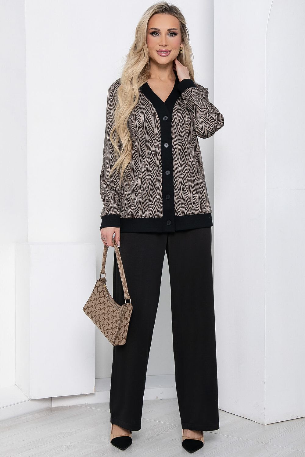 Костюм "Мгновение весны" (бежево-черный) К8474 LT Collection (Акция)