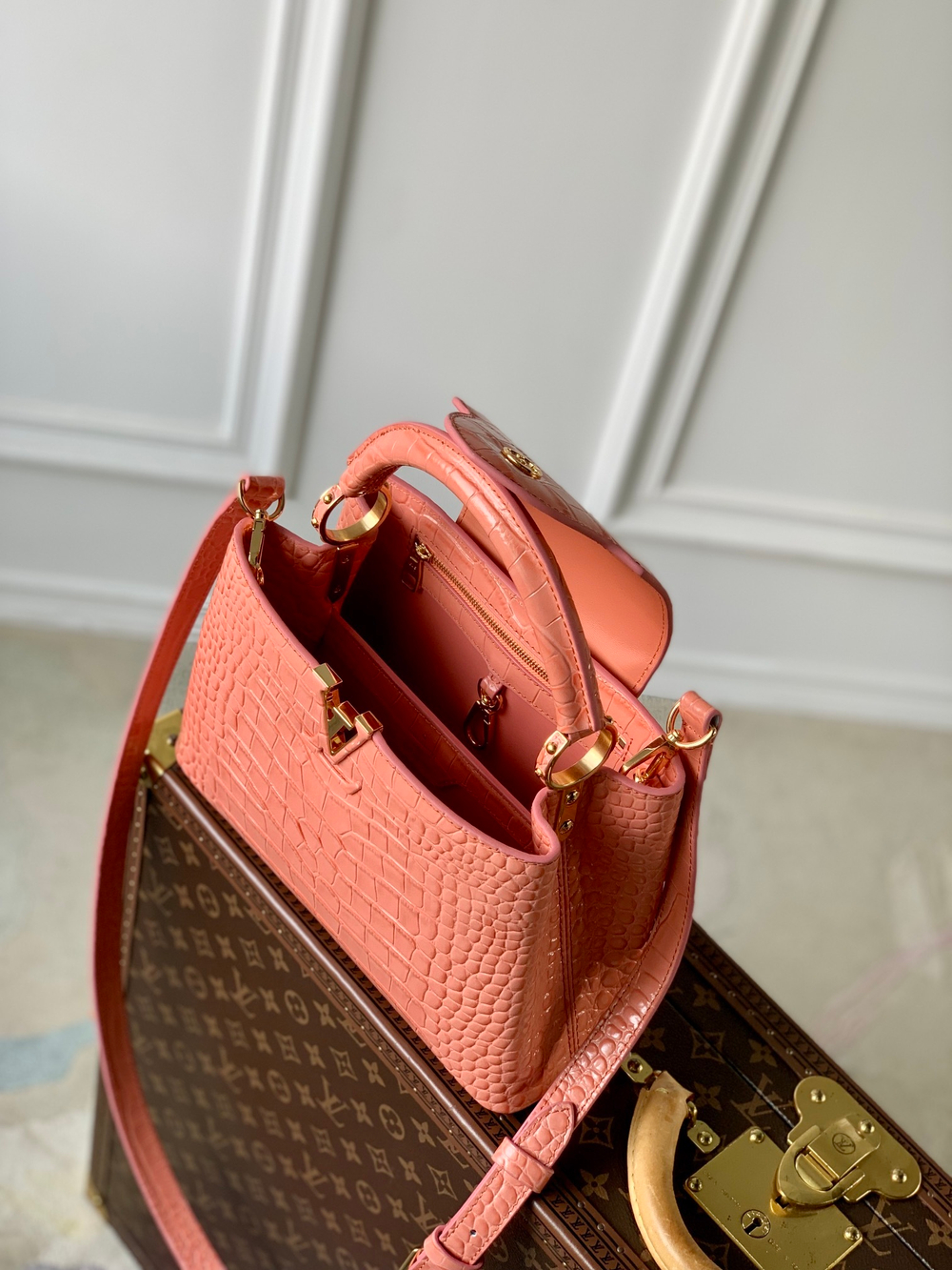 Louis Vuitton Capucines BB