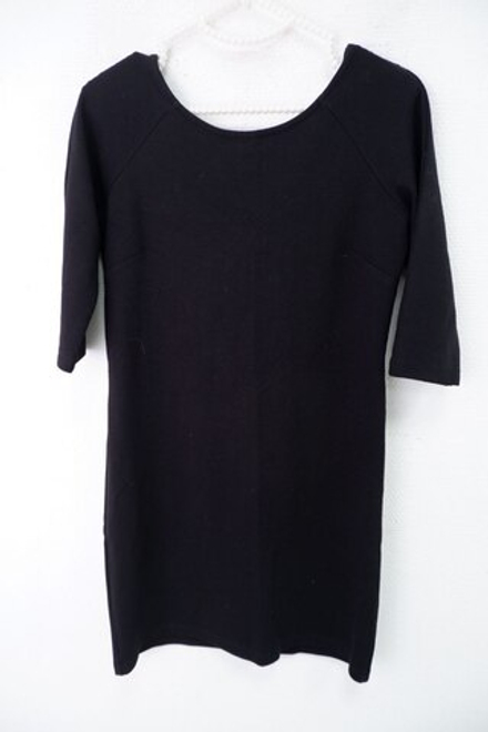 Платье Troll лаконичное 42 размер