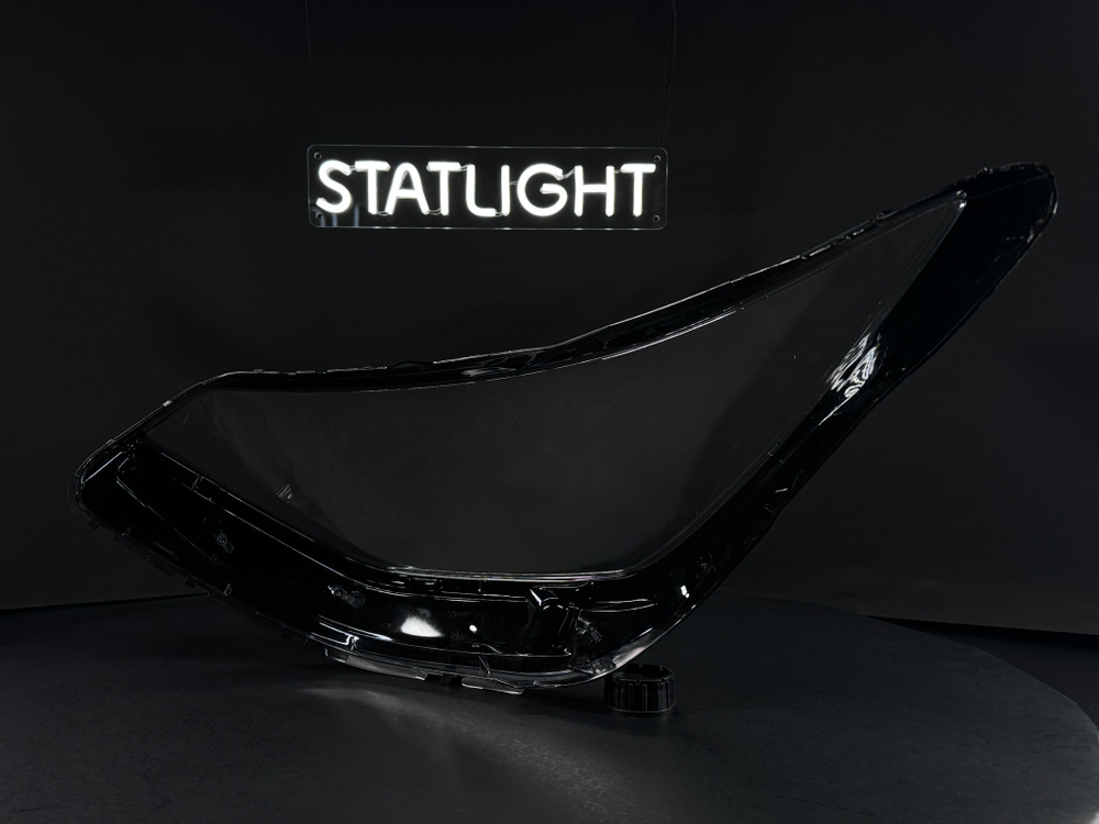 Правое стекло фары Hyundai Sonata 8 DN8 2019-2023