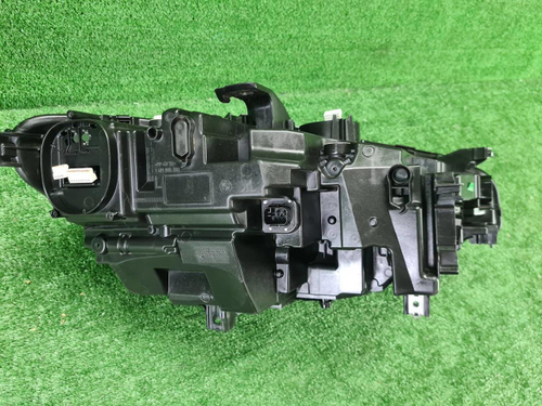 Фара левая BMW 8er G14 G15 G16 (2018-2022) Laser