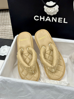Chanel Slides